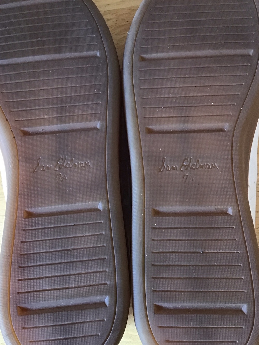 Sam Edelman Cream Leather Sneakers with Gray Suede and Burgundy Heel accents - Picture 6 of 6